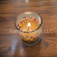 Load image into Gallery viewer, Fun celebration soy wax candle in glass jar with bamboo lid