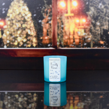 Load image into Gallery viewer, Frosty Kisses Candle