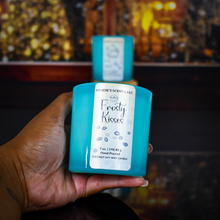 Load image into Gallery viewer, Frosty Kisses Candle