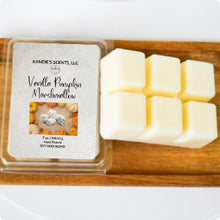 Load image into Gallery viewer, 2.5 oz soy wax melts with cozy fall fragrance