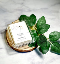 Load image into Gallery viewer, 2.5 oz soy wax melts with fresh linen-inspired fragrance