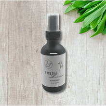 Load image into Gallery viewer, Fresh Linen room spray with lemon and linen notes