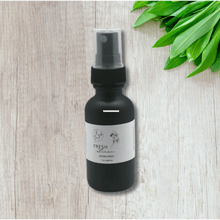 Load image into Gallery viewer, Room spray in clean scent with ozone, green floral, and musk