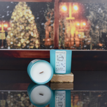 Load image into Gallery viewer, Frosty Kisses Candle
