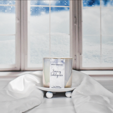 Load image into Gallery viewer, Snowy Indulgence Candle
