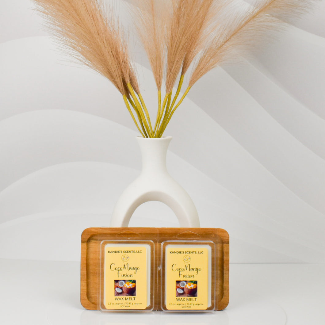 CocoMango Fusion wax melts with mango, pineapple & creamy coconut scent