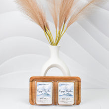 Load image into Gallery viewer, 2.5 oz soy wax melts with tropical fruity fragrance
